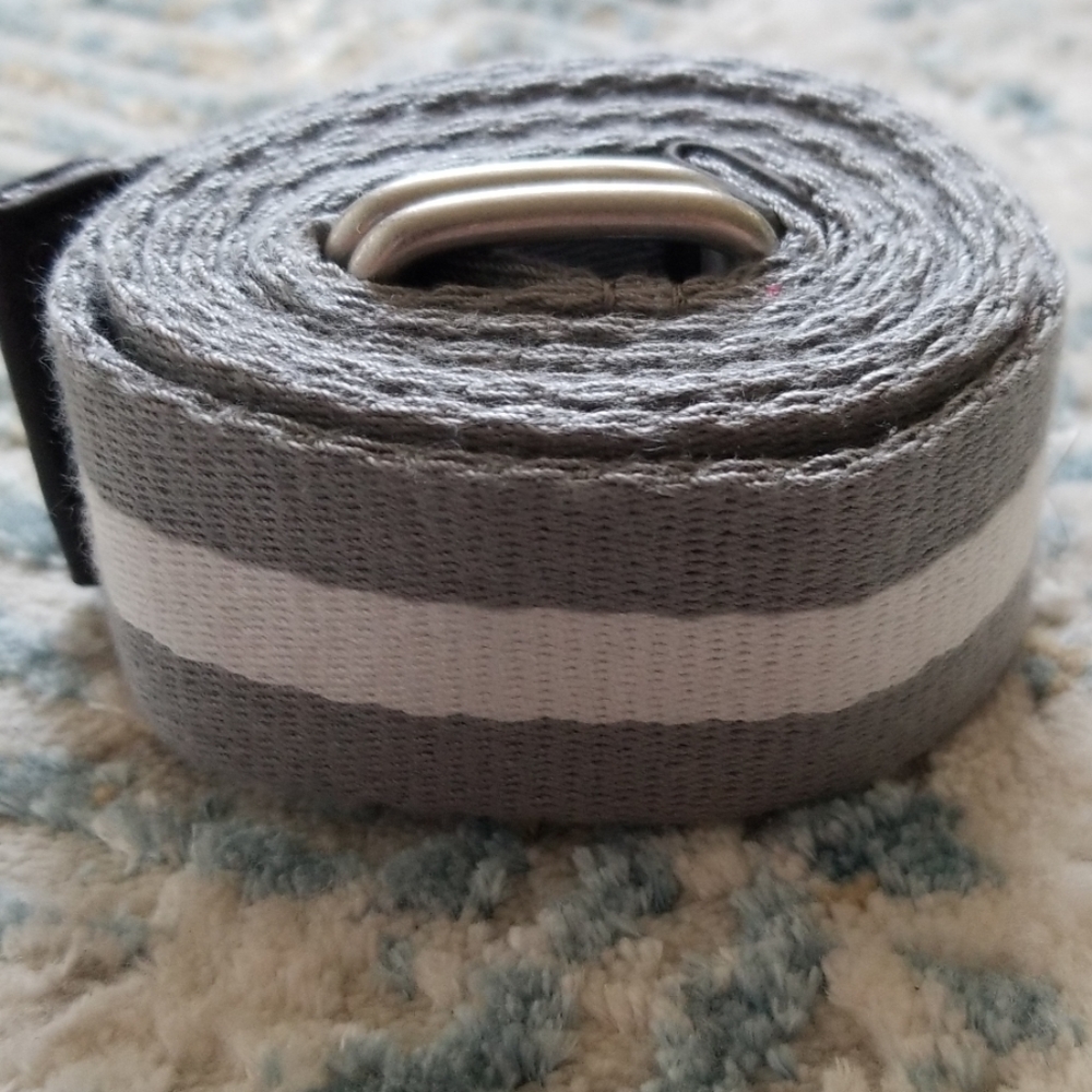 Belt - Picture 2 of 3